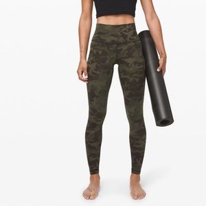 Lululemon Camo Wunder Under   NWT